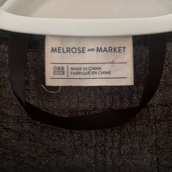 Top - Picture 2 of 3